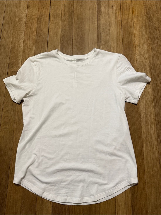 lululemon athletica Other - Lululemon Classic White Crew Neck womens T-Shirt